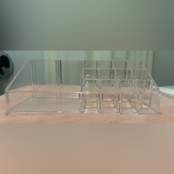 Acrylic Makeup Organizer : 16 compartments - Picture 3 of 4